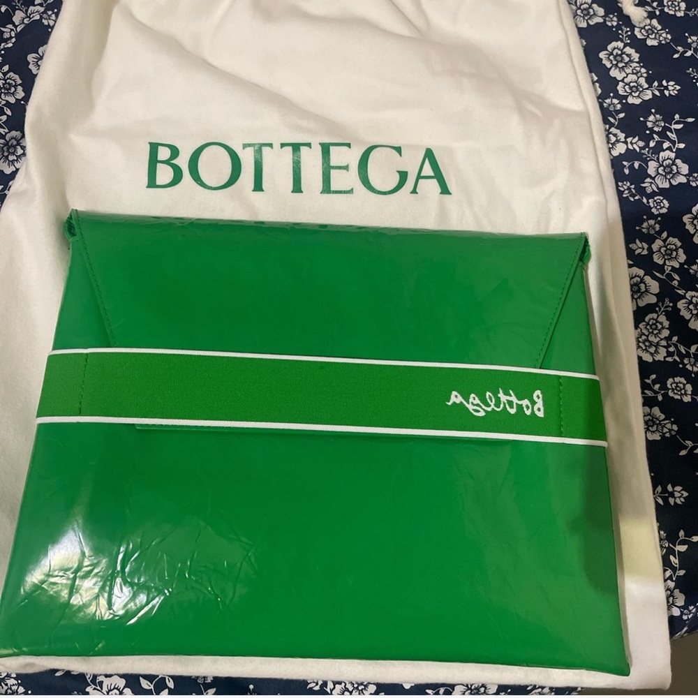 Bottega Veneta Green Clutch